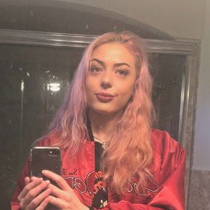 Meet your Posher, Jacqueline